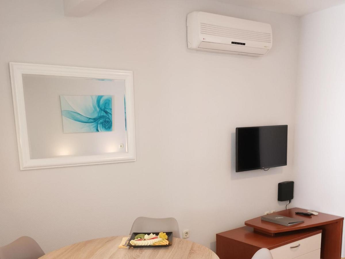 Apartment Matilde Beach Resort-2 Vodice Exterior photo
