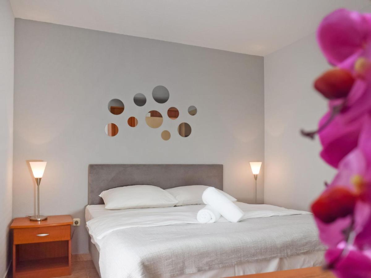 Apartment Matilde Beach Resort-2 Vodice Exterior photo